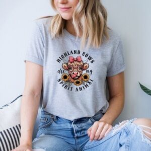 Highland Cows Are My Spirit Animal Gray Graphic T Shirt